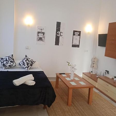 מאלגה The Lovely Loft 1 מראה חיצוני תמונה